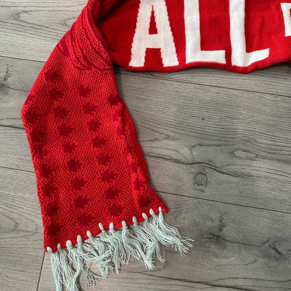 Toronto FC 2018 Membership Scarf - Picture 5 of 5